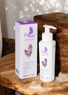 Dung dịch vệ sinh phụ nữ Eva swift 100ml Lavender