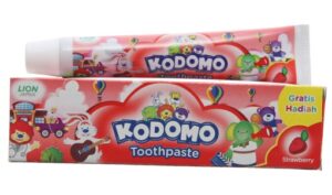 Kem Đánh Răng Kodomo Trẻ Em Dâu 45g