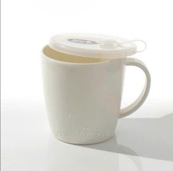 Konbini Cốc uống nước có lỗ cắm ống hút 300ml-màu be